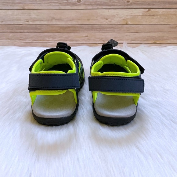 Dream Pairs Boys’ Athletic Closed Toe Sport Sandals - Picture 4 of 11